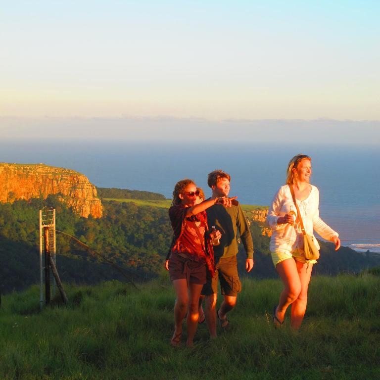 Amapondo Backpacker Lodge Port Saint Johnʼs Esterno foto